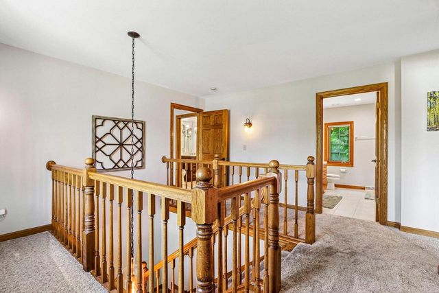 W288N3341 Lost Creek COURT, Pewaukee, WI 53072