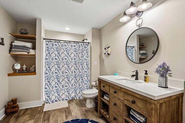 W288N3341 Lost Creek COURT, Pewaukee, WI 53072