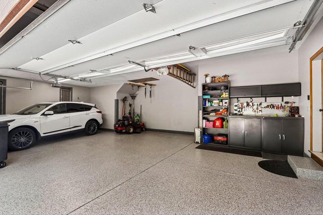 W288N3341 Lost Creek COURT, Pewaukee, WI 53072