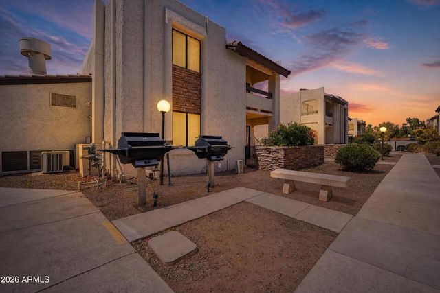 3825 E CAMELBACK Road E 186, Phoenix, AZ 85018