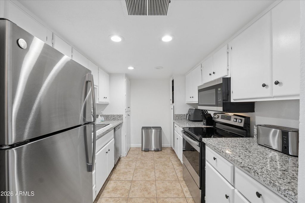 3825 E CAMELBACK Road E 186, Phoenix, AZ 85018 — photo 4