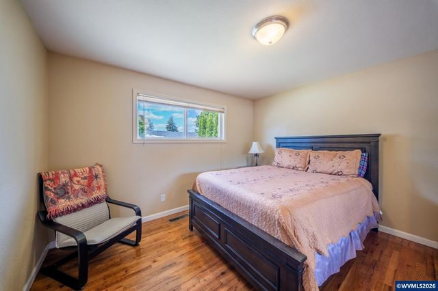 1166 N Douglas Av, Stayton, OR 97383