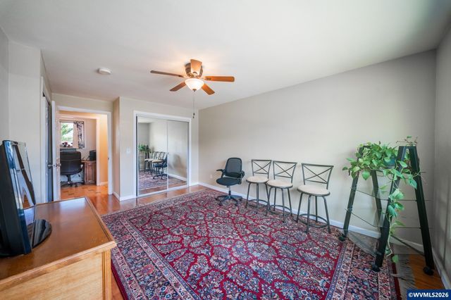 1166 N Douglas Av, Stayton, OR 97383