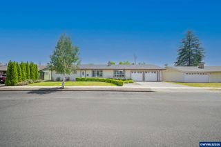 1166 N Douglas Av, Stayton, OR 97383