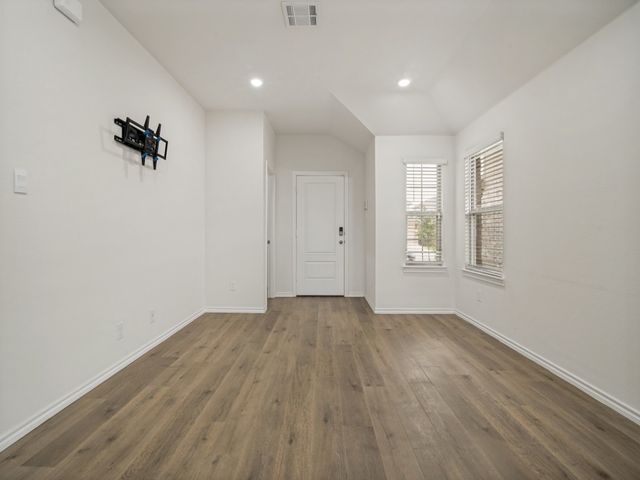 911 Corral Street, Royse City, TX 75189