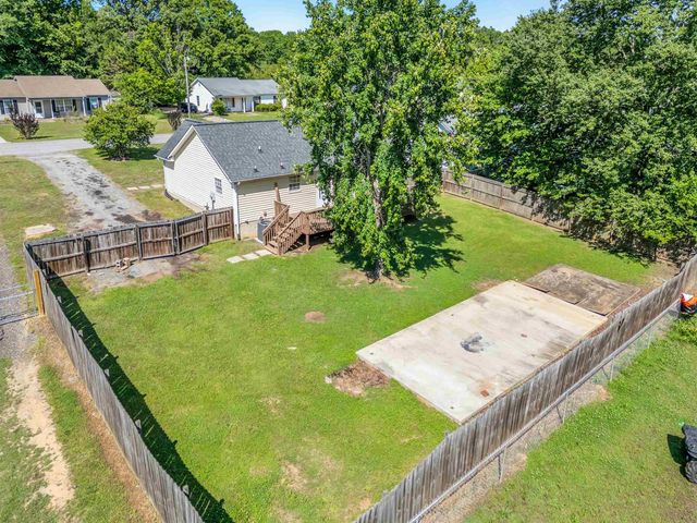 128 Belle Flower Court, Spartanburg, SC 29303