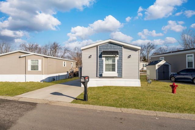 1036 Lunga Drive, Round Lake, IL 60073