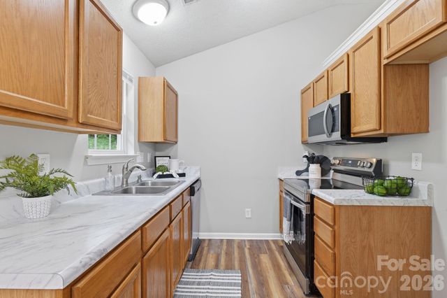 11026 Olde English Drive, Charlotte, NC 28216