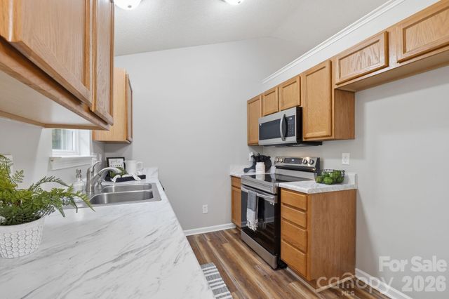 11026 Olde English Drive, Charlotte, NC 28216