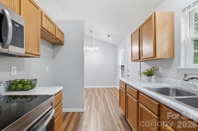 11026 Olde English Drive, Charlotte, NC 28216