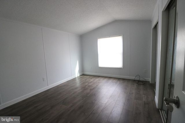 111 SUNFLOWER LN, Middle River, MD 21220