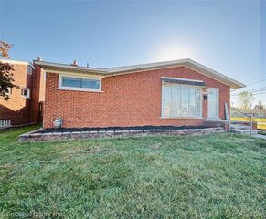 4709 23rd Street, Wyandotte, MI 48192