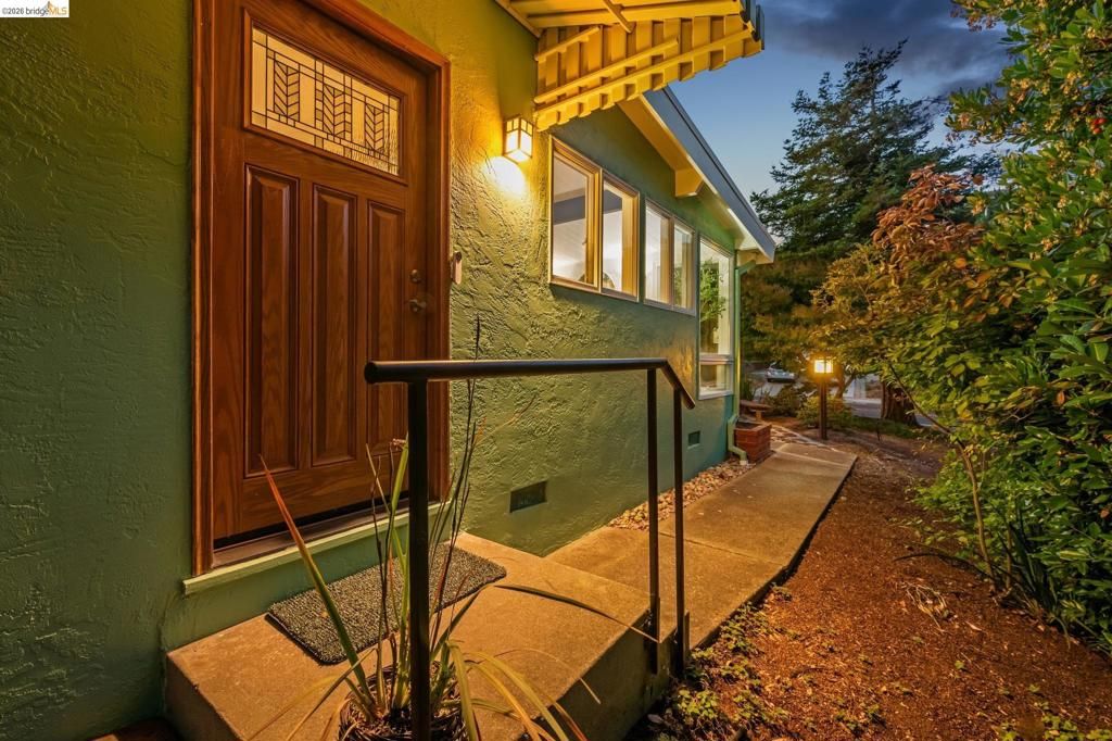 Image 45 of property listing at 7811 Potrero Ave, El Cerrito, CA 94530