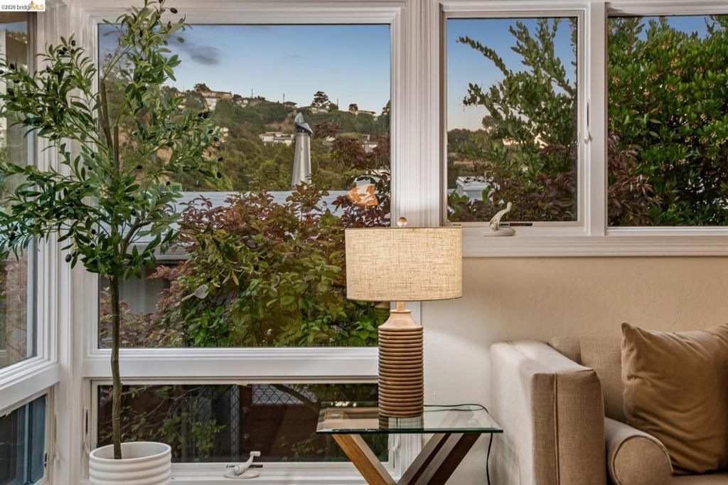 Image 48 of property listing at 7811 Potrero Ave, El Cerrito, CA 94530