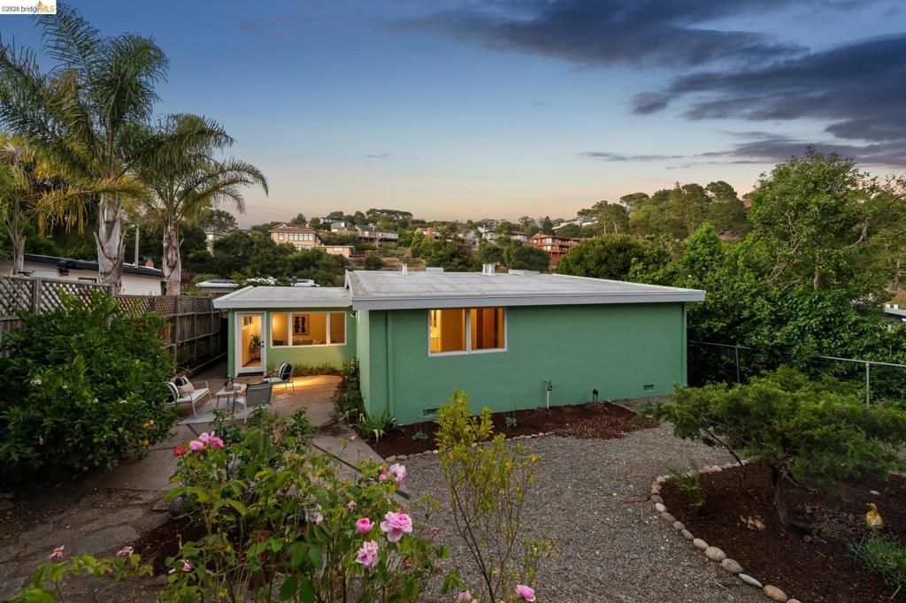 Image 56 of property listing at 7811 Potrero Ave, El Cerrito, CA 94530