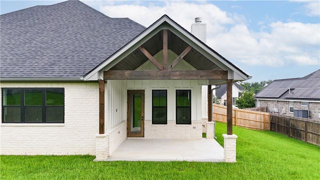 3273 Rose Hill Lane, Bryan, TX 77808