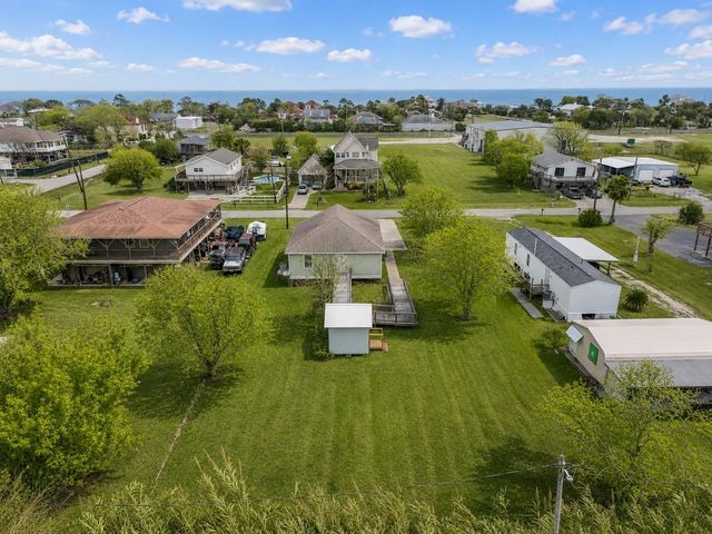 2331 Rue De Lafitte Drive, San Leon, TX 77539