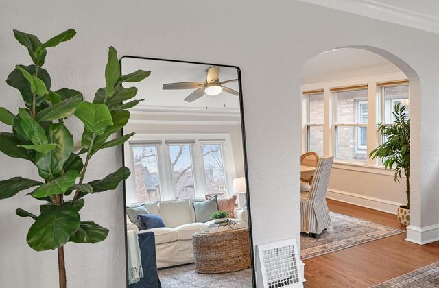 5842 N Bay Ridge AVENUE, Whitefish Bay, WI 53217