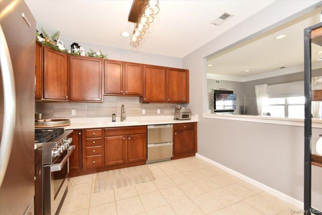 1145 Kirkland Court, Central Islip, NY 11722