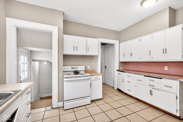 4355 Clarendon Road, Indianapolis, IN 46208