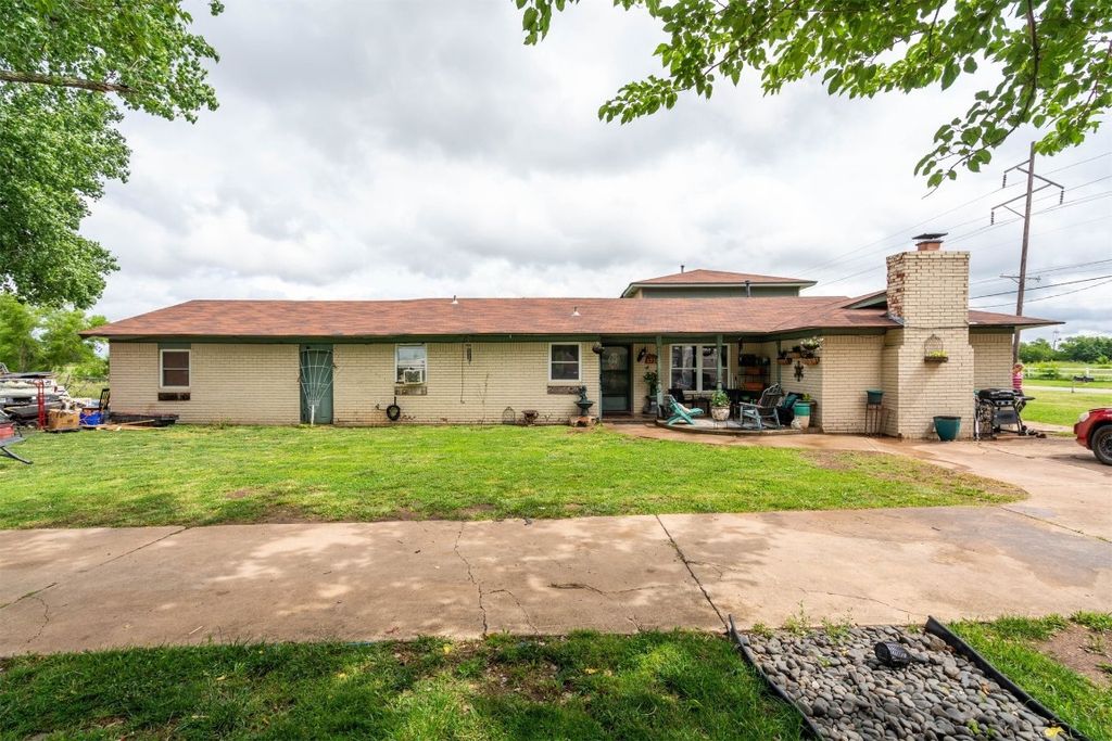 5720 12th NW Avenue, Norman, OK 73069