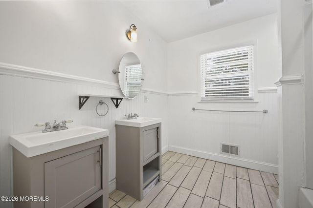 59 Sunnyside Road, Howell, NJ 07731