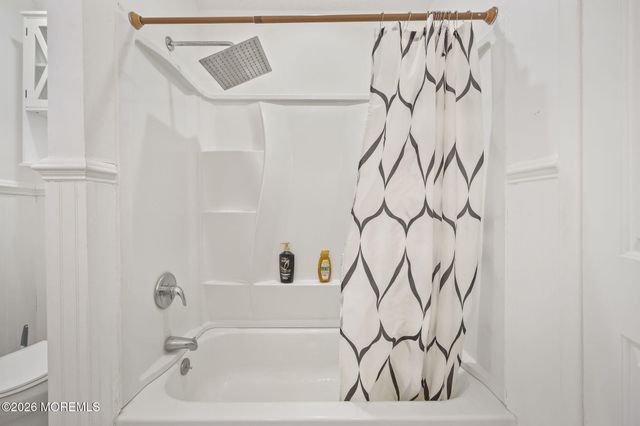 59 Sunnyside Road, Howell, NJ 07731