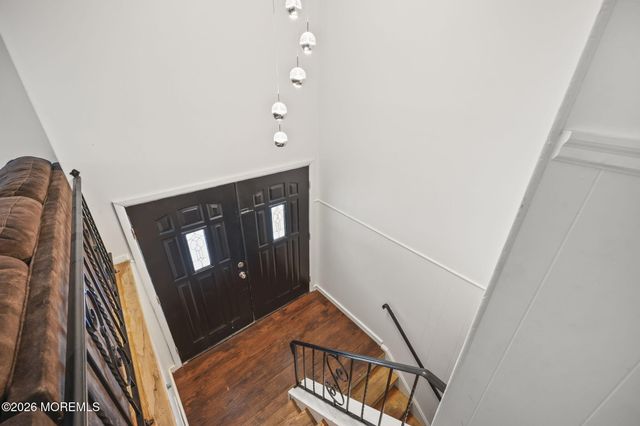 59 Sunnyside Road, Howell, NJ 07731