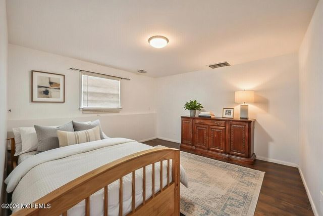 59 Sunnyside Road, Howell, NJ 07731