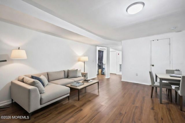 59 Sunnyside Road, Howell, NJ 07731