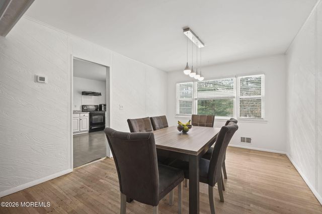 59 Sunnyside Road, Howell, NJ 07731