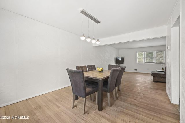 59 Sunnyside Road, Howell, NJ 07731