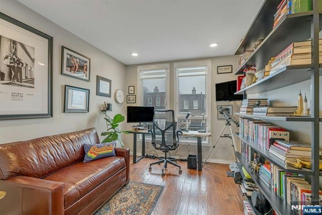 110 Kensington Drive, Fort Lee, NJ 07024