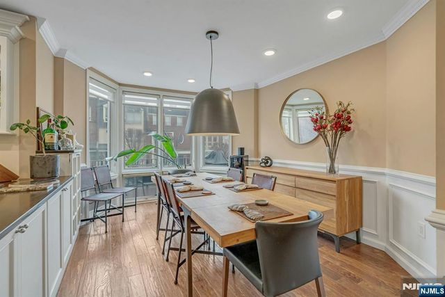 110 Kensington Drive, Fort Lee, NJ 07024