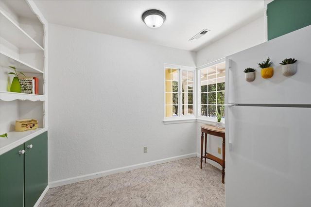 10821 Arrow Point Pl, Grass Valley, CA 95949