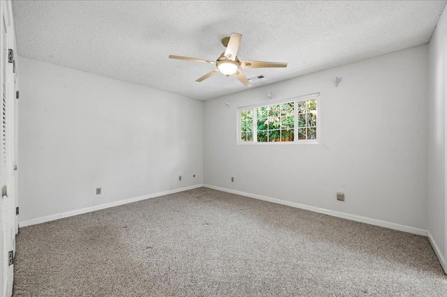 10821 Arrow Point Pl, Grass Valley, CA 95949