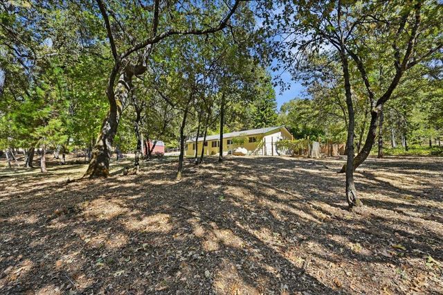 10821 Arrow Point Pl, Grass Valley, CA 95949