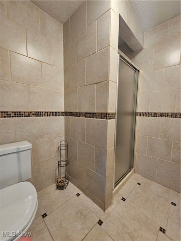 4590 Brendan Lane, North Olmsted, OH 44070