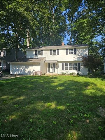 4590 Brendan Lane, North Olmsted, OH 44070