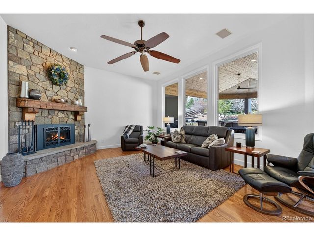 33 Golden Eagle Ln, Littleton, CO 80127