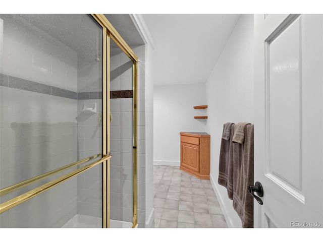 33 Golden Eagle Ln, Littleton, CO 80127