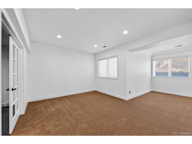 33 Golden Eagle Ln, Littleton, CO 80127