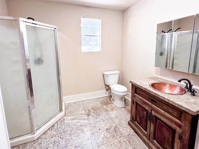 611 4th Street, Mineral Wells, TX 76067