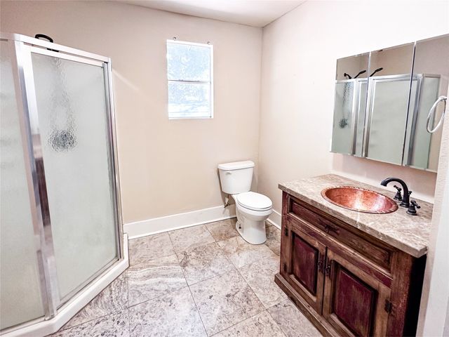 611 4th Street, Mineral Wells, TX 76067