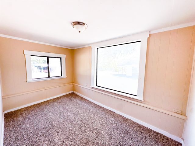 611 4th Street, Mineral Wells, TX 76067