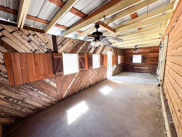 611 4th Street, Mineral Wells, TX 76067
