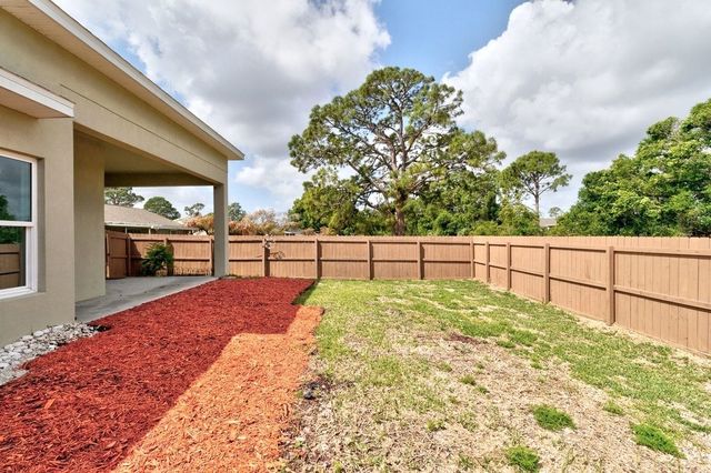 1397 Towton Street SE, Palm Bay, FL 32909