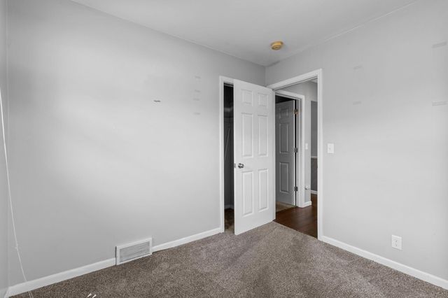 5918 Admiral Lane N, Brooklyn Center, MN 55429
