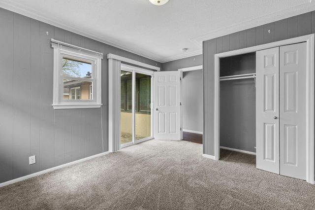 5918 Admiral Lane N, Brooklyn Center, MN 55429