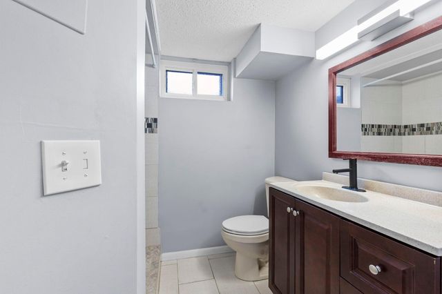 5918 Admiral Lane N, Brooklyn Center, MN 55429